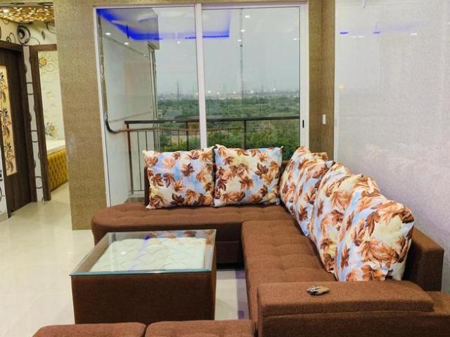 3 BHK Apartment in Sector 151 for rent Noida. The reference number is 19979223