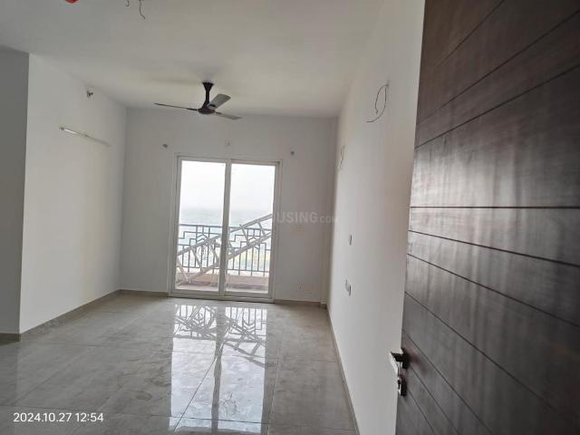 3 BHK Apartment in Sector 152 for rent Noida. The reference number is 19049574