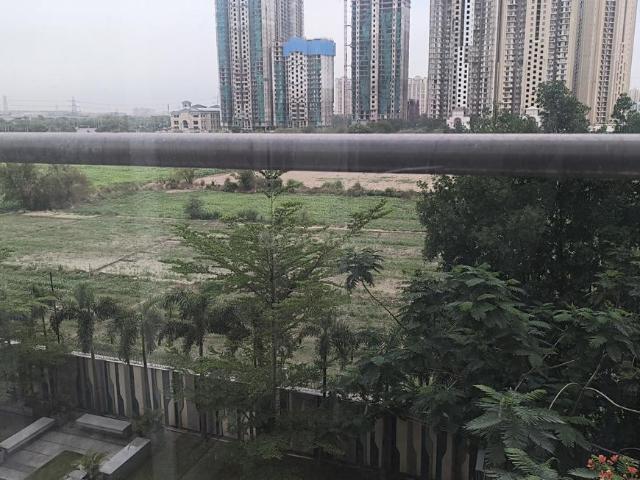3 BHK Apartment in Sector 152 for resale Noida. The reference number is 20477300