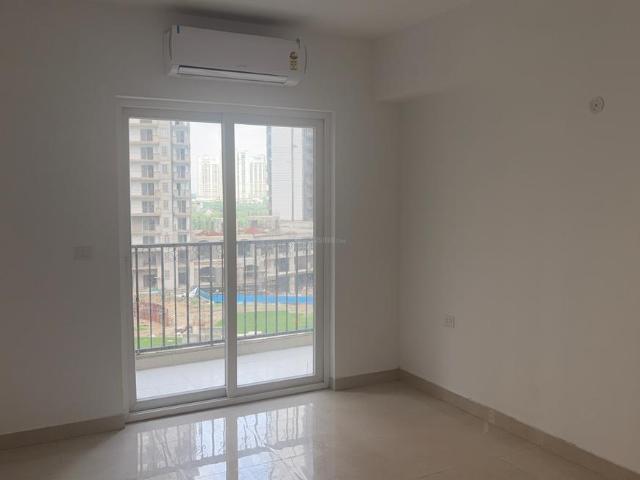 3 BHK Apartment in Sector 152 for resale Noida. The reference number is 20802158