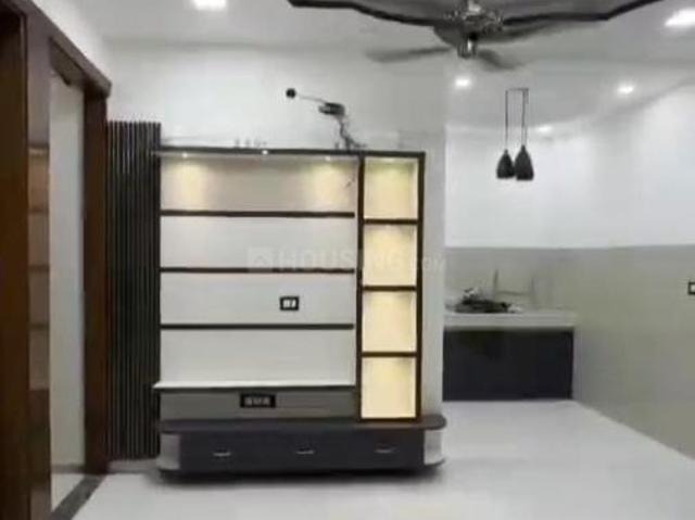 3 BHK Apartment in Sector 15 Dwarka for resale New Delhi. The reference number is 20746162