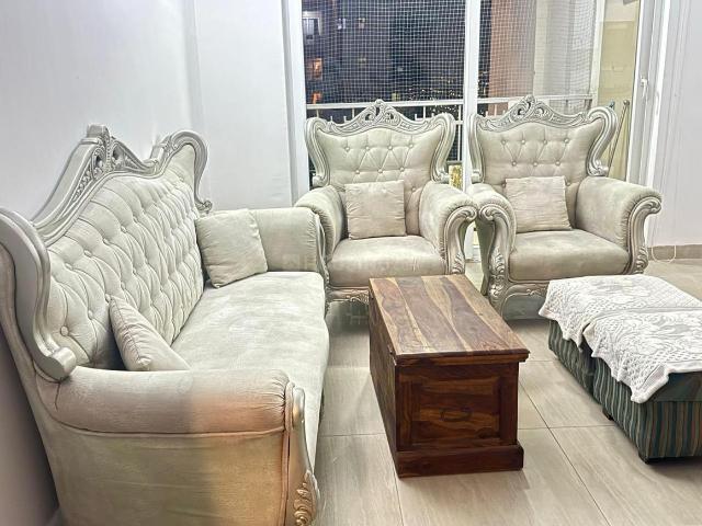 3 BHK Apartment in Sector 168 for rent Noida. The reference number is 19138754
