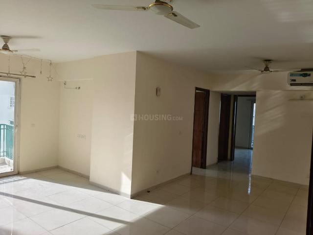 3 BHK Apartment in Sector 168 for rent Noida. The reference number is 19904412