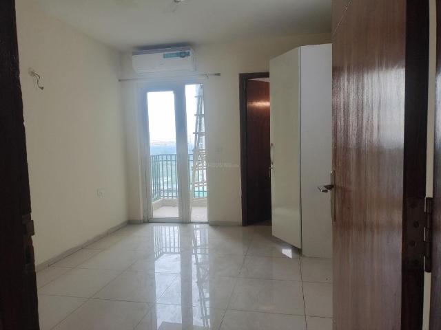 3 BHK Apartment in Sector 168 for rent Noida. The reference number is 19928322