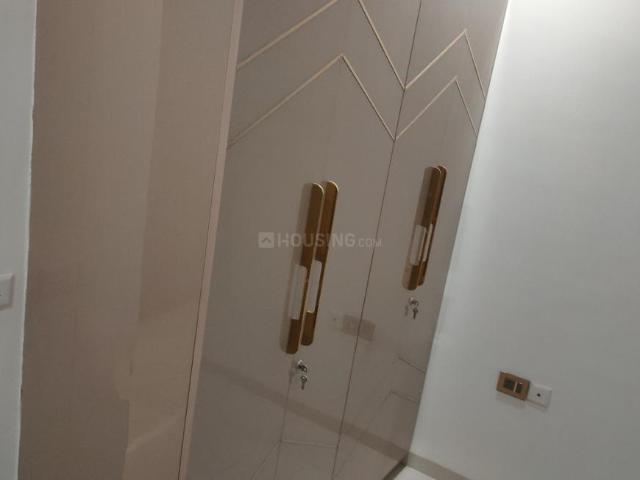 3 BHK Apartment in Sector 168 for rent Noida. The reference number is 20256314