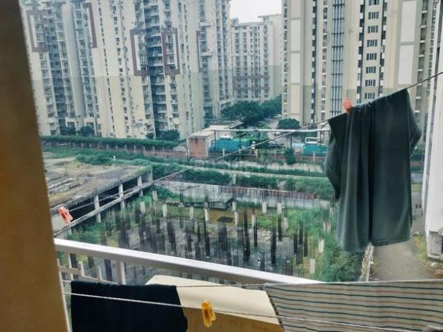 3 BHK Apartment in Sector 168 for rent Noida. The reference number is 20427125