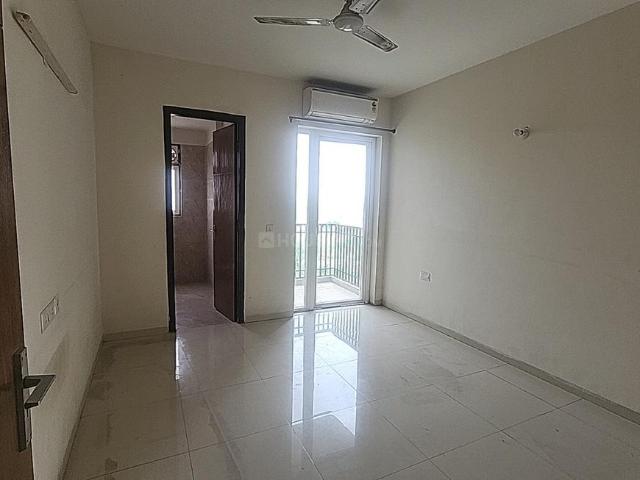 3 BHK Apartment in Sector 168 for resale Noida. The reference number is 20675387