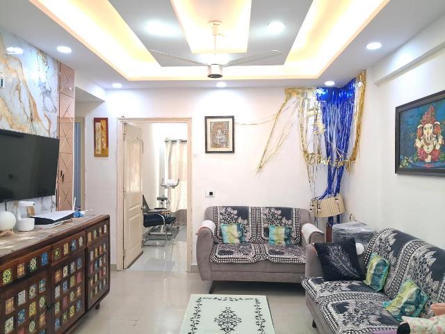 3 BHK Apartment in Sector 168 for resale Noida. The reference number is 20695036