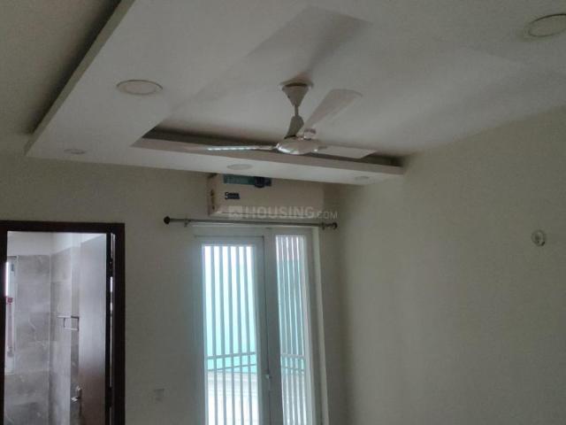 3 BHK Apartment in Sector 168 for resale Noida. The reference number is 20877842