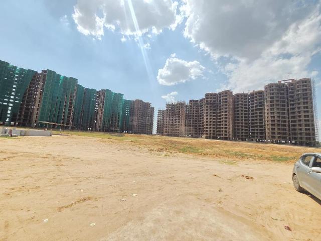3 BHK Apartment in Sector 16 for resale Bhiwadi. The reference number is 20875906