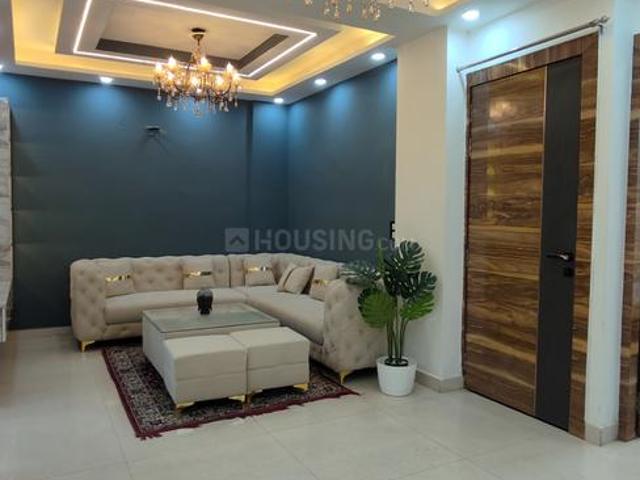 2 BHK Apartment in Dwarka Mor for resale New Delhi. The reference number is 19861903