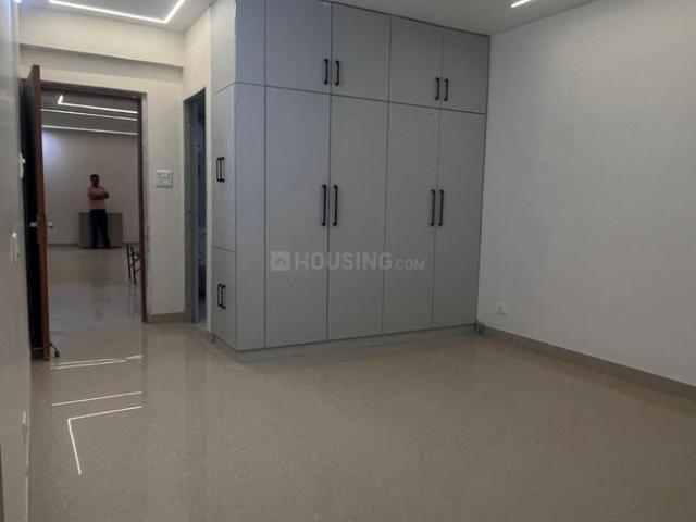 3 BHK Apartment in Sector 18 Dwarka for rent New Delhi. The reference number is 17861962