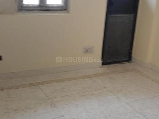 3 BHK Apartment in Sector 18 Dwarka for rent New Delhi. The reference number is 18386535