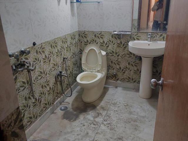 3 BHK Apartment in Sector 18 Dwarka for rent New Delhi. The reference number is 19676992