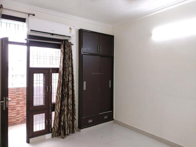 3 BHK Apartment in Sector 18 Dwarka for rent New Delhi. The reference number is 20429623