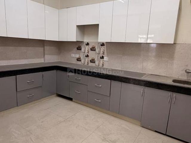 3 BHK Apartment in Sector 18 Dwarka for rent New Delhi. The reference number is 20441589