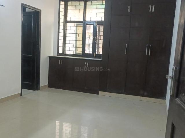 3 BHK Apartment in Sector 18 Dwarka for rent New Delhi. The reference number is 20070069