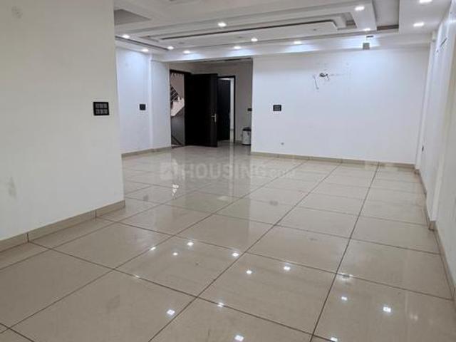 3 BHK Apartment in Sector 18 Dwarka for rent New Delhi. The reference number is 20386088