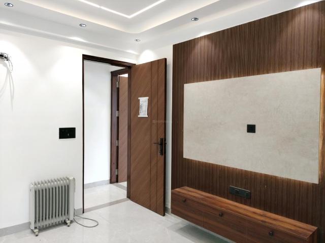 3 BHK Apartment in Sector 18 Dwarka for resale New Delhi. The reference number is 19692748