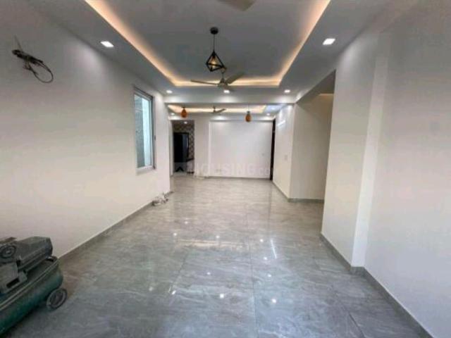 3 BHK Apartment in Sector 18 Dwarka for resale New Delhi. The reference number is 20759408