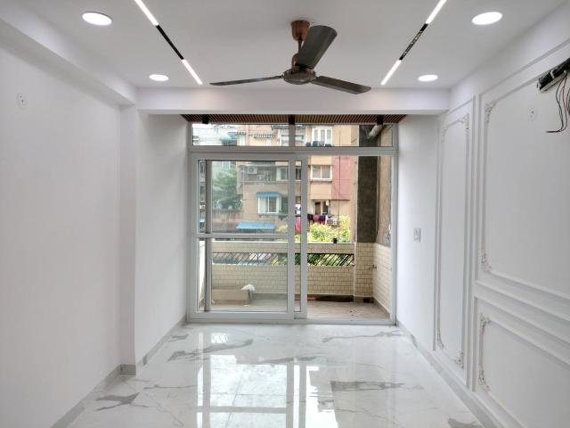 3 BHK Apartment in Sector 5 Dwarka for resale New Delhi. The reference number is 20942090