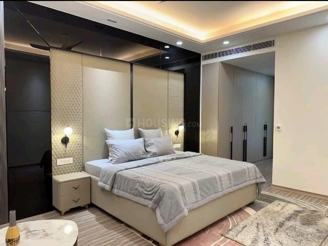 3 BHK Apartment in Sector 18 for rent Gurgaon. The reference number is 20479010