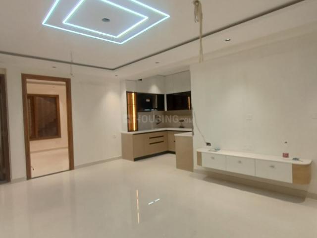 3 BHK Apartment in Sector 18 for resale Gurgaon. The reference number is 19953843