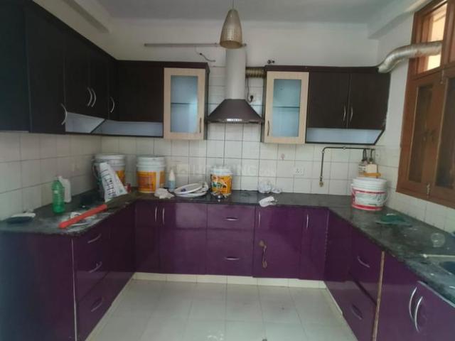 3 BHK Apartment in Sector 19 Dwarka for rent New Delhi. The reference number is 17568129