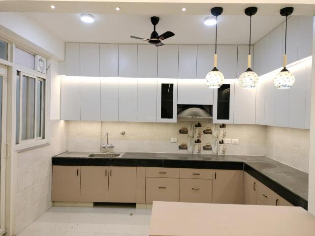 3 BHK Apartment in Sector 19 Dwarka for rent New Delhi. The reference number is 18546895