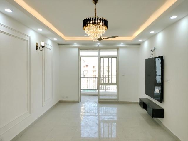 3 BHK Apartment in Sector 19 Dwarka for rent New Delhi. The reference number is 19038159