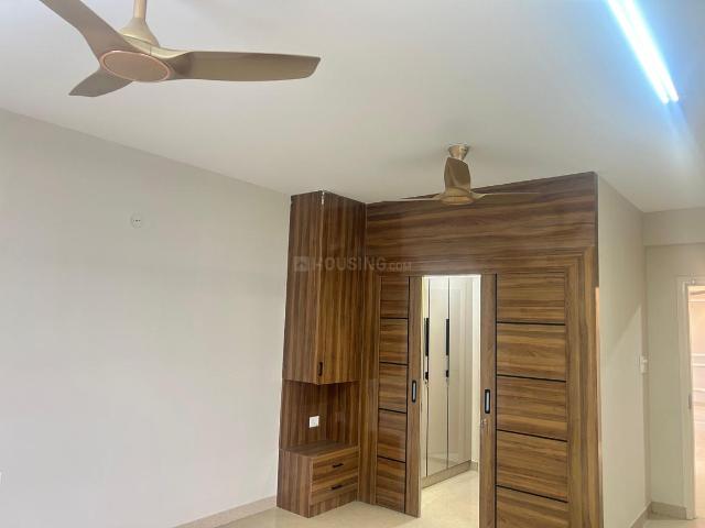 3 BHK Apartment in Sector 19 Dwarka for rent New Delhi. The reference number is 19296304
