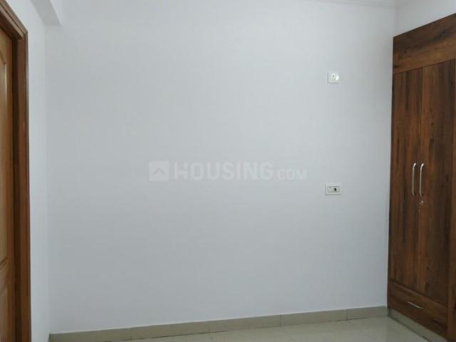 3 BHK Apartment in Sector 19 Dwarka for rent New Delhi. The reference number is 19380433