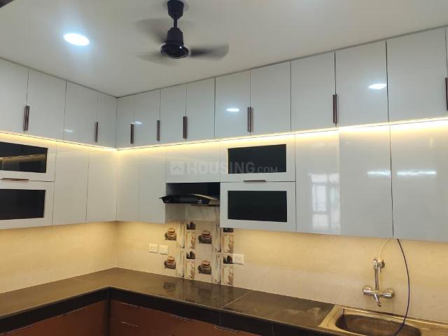 3 BHK Apartment in Sector 19 Dwarka for rent New Delhi. The reference number is 20428420