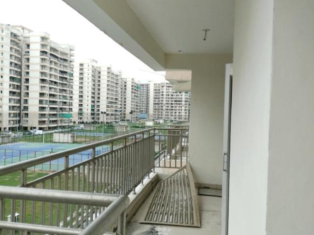 3 BHK Apartment in Sector 19 Dwarka for rent New Delhi. The reference number is 20474413