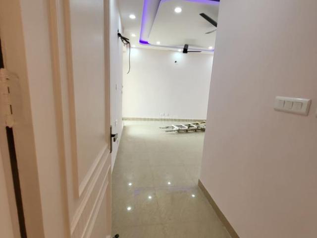 3 BHK Apartment in Sector 19 Dwarka for rent New Delhi. The reference number is 20759527
