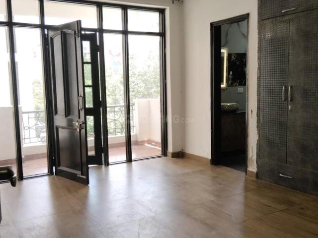 3 BHK Apartment in Sector 19 Dwarka for rent New Delhi. The reference number is 20923292