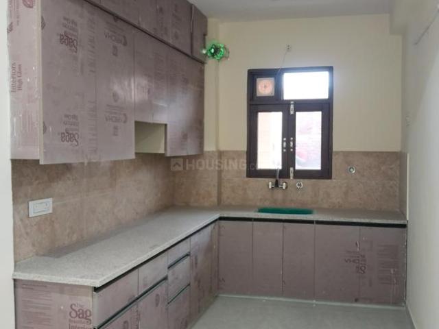 3 BHK Apartment in Sector 19 Dwarka for rent New Delhi. The reference number is 20039984