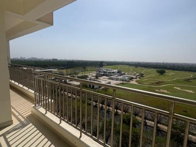 3 BHK Apartment in Sector 19 Dwarka for rent New Delhi. The reference number is 20048413