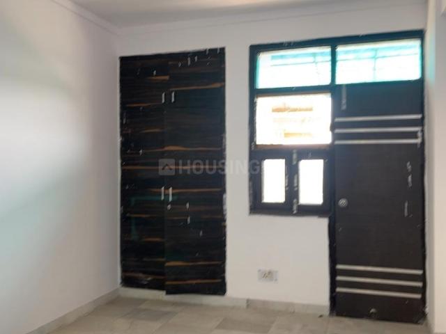 3 BHK Apartment in Sector 19 Dwarka for rent New Delhi. The reference number is 21010798