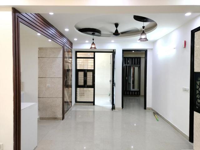 3 BHK Apartment in Sector 19 Dwarka for resale New Delhi. The reference number is 19978563
