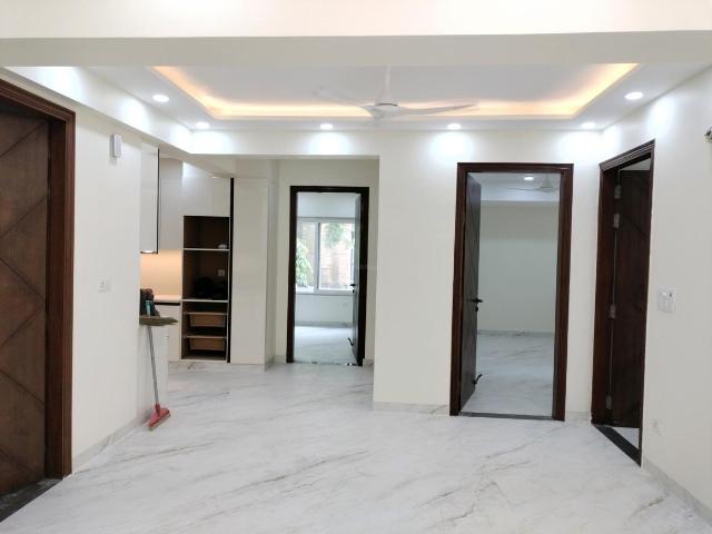 4 BHK Apartment in Sector 6 Dwarka for resale New Delhi. The reference number is 20279289