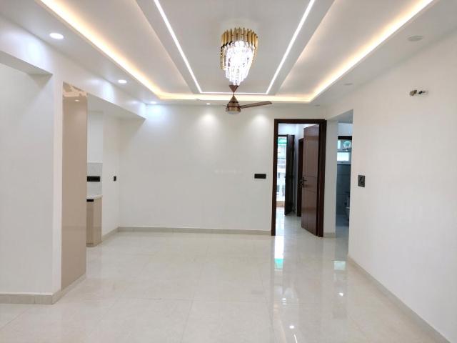 3 BHK Apartment in Sector 19 Dwarka for resale New Delhi. The reference number is 20393440