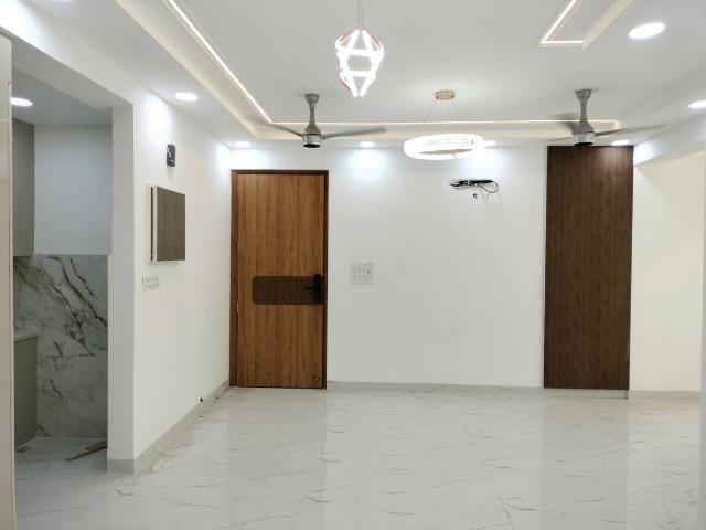 3 BHK Apartment in Sector 19 Dwarka for resale New Delhi. The reference number is 20428289