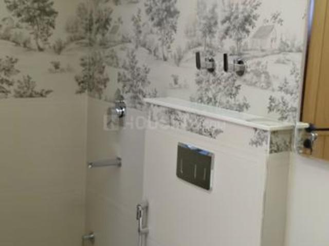 3 BHK Apartment in Sector 19 Dwarka for resale New Delhi. The reference number is 20597677