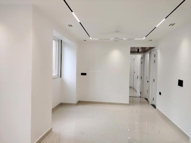 3 BHK Apartment in Sector 19 Dwarka for resale New Delhi. The reference number is 20676659