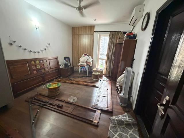 3 BHK Apartment in Sector 100 for rent Noida. The reference number is 20456738