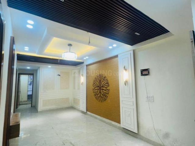 3 BHK Apartment in Sector 102 for resale Noida. The reference number is 20726781