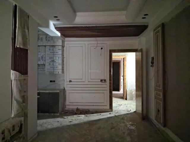 3 BHK Apartment in Sector 102 for resale Noida. The reference number is 20868362