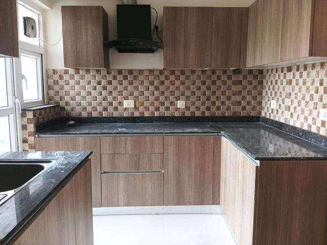 3 BHK Apartment in Sector 102 for resale Gurgaon. The reference number is 15562650