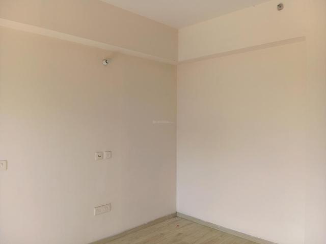 3 BHK Apartment in Sector 102 for resale Gurgaon. The reference number is 16441042